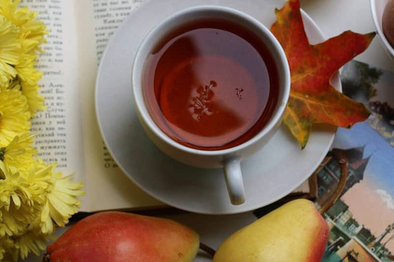 چای گلابی اصل با دم‌کشی مطلوب و رنگ شفاف